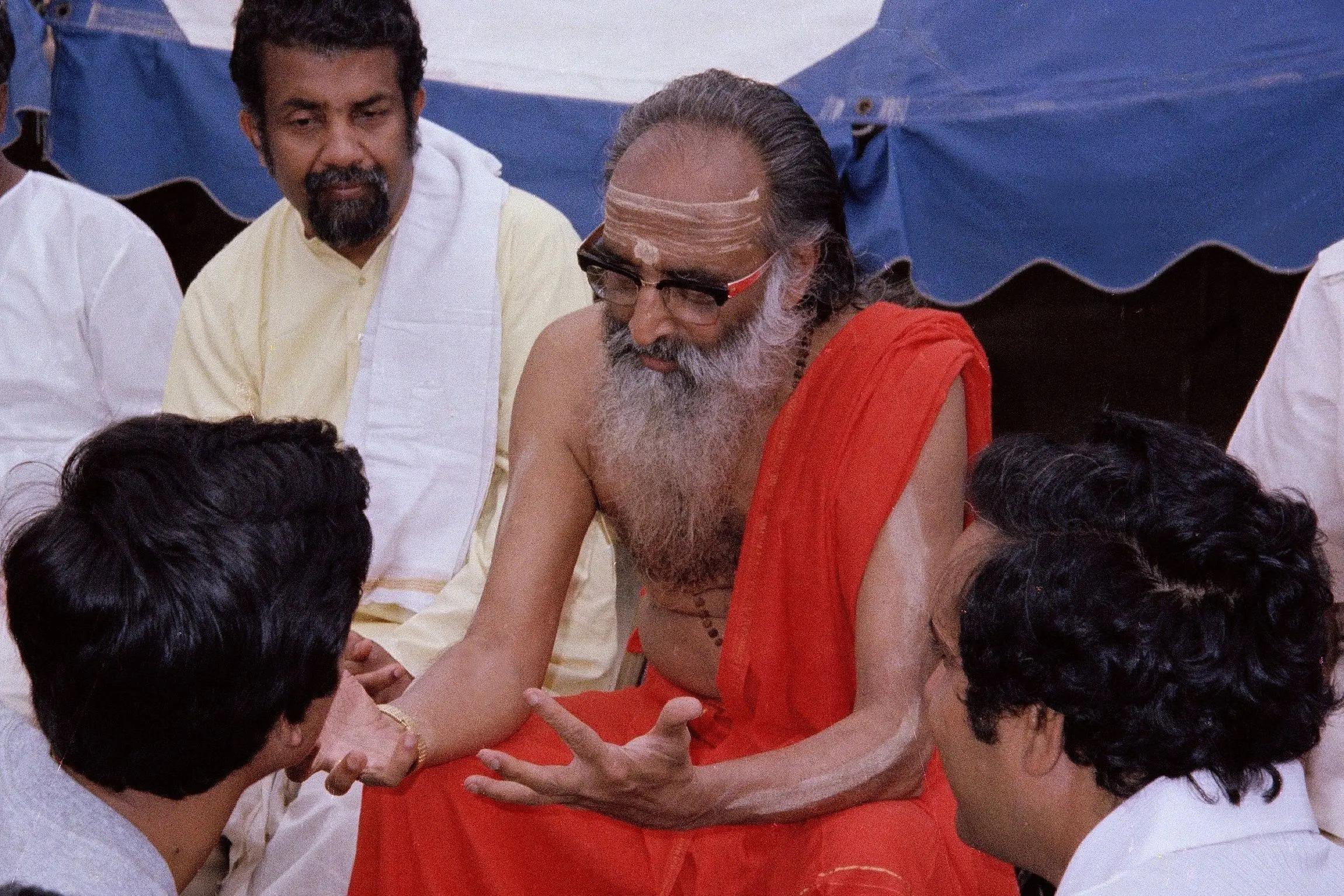 Spiritual Master_Gurudev_the_Educator_7d8dd832fa.webp