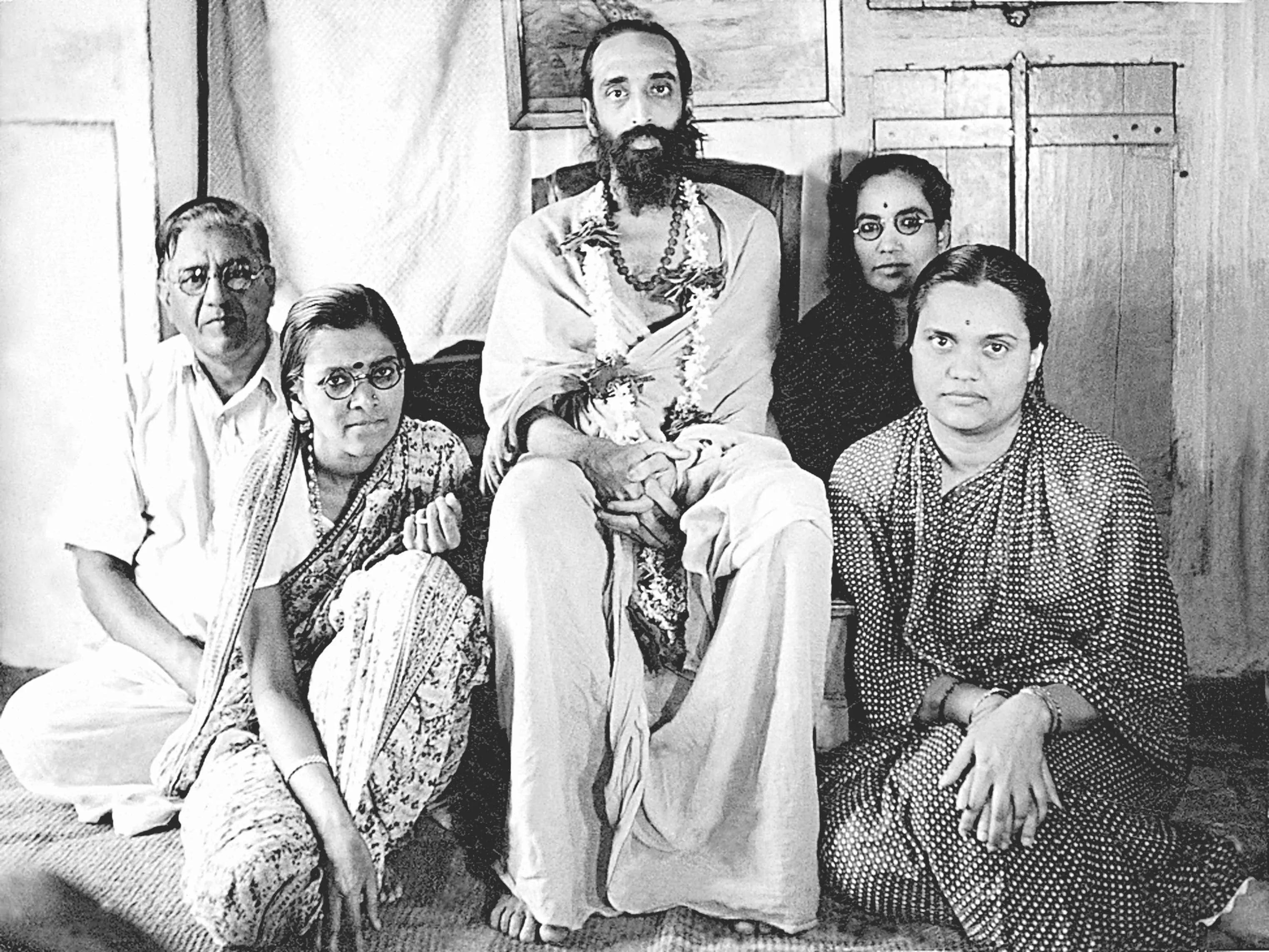 foundation of a renaissance_swami chinmayananda(Gurudev)